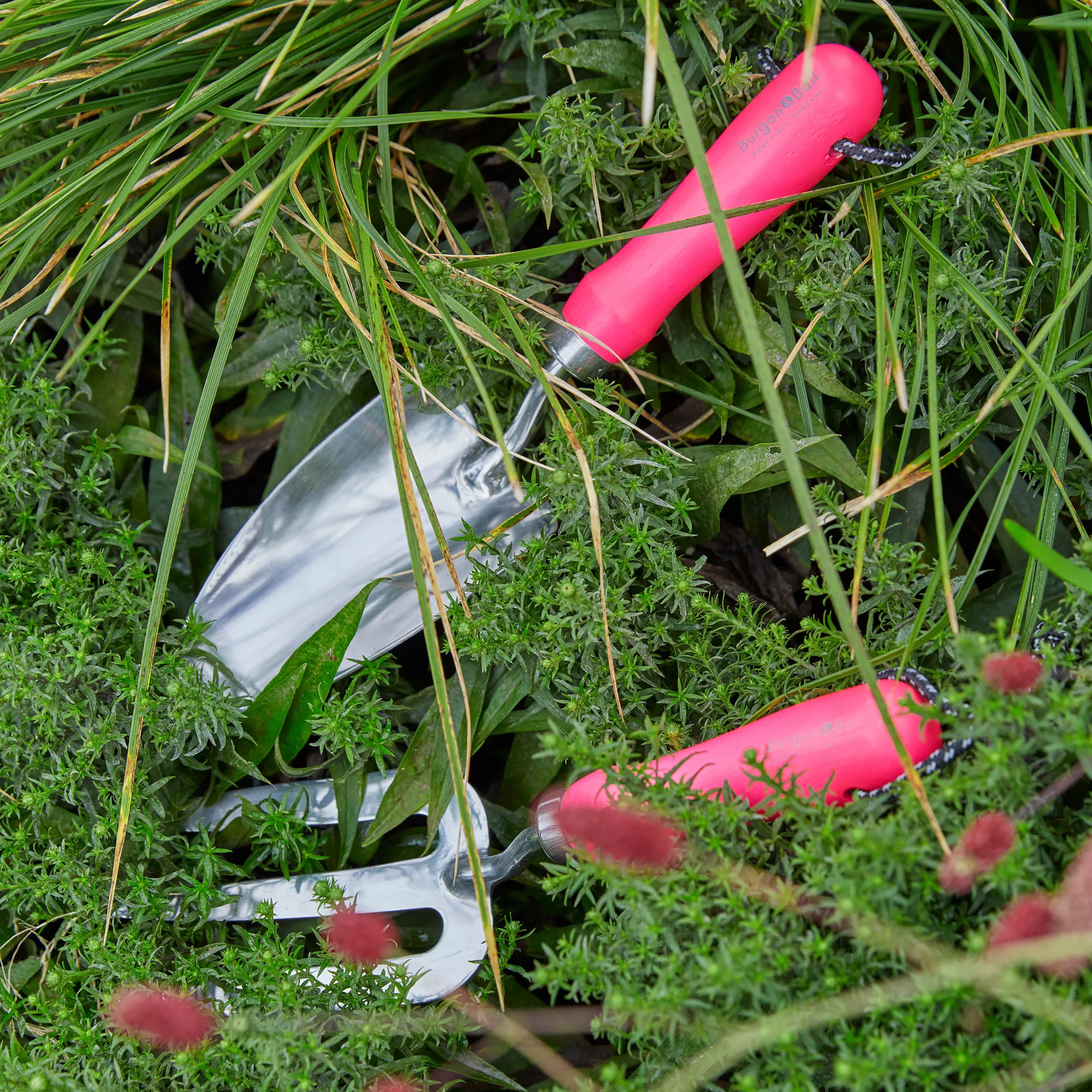 Burgon & Ball Pink Hand Fork - Image 4