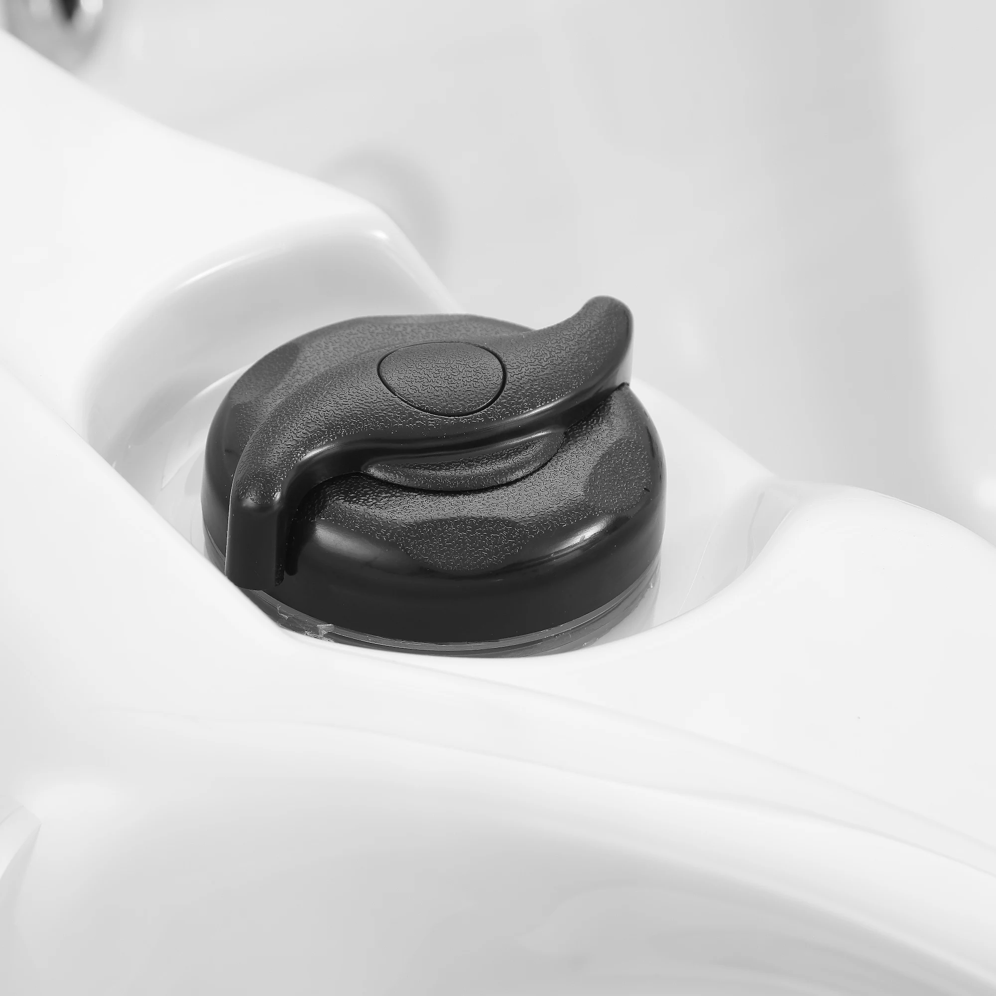 Canadian Spa Company Cambridge 6 Person Hot Tub - Image 4