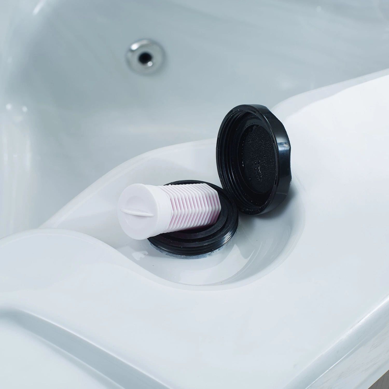 Canadian Spa Company St. Lawrence Swim Spa, 3 Seats - Image 3