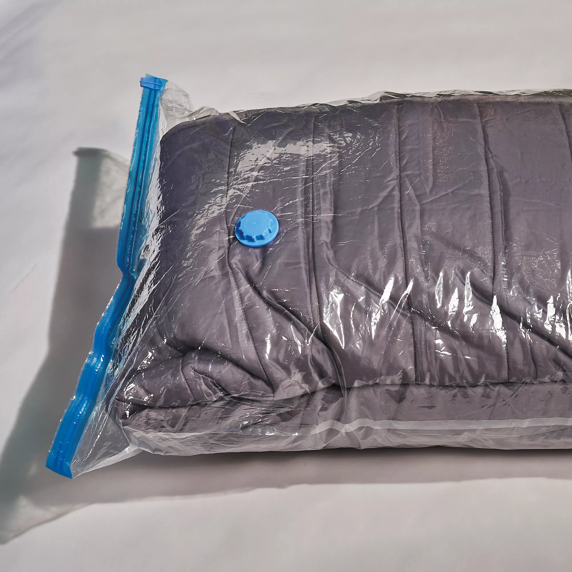 CleverSpa Grey Circular Hot Tub Cover - Image 2