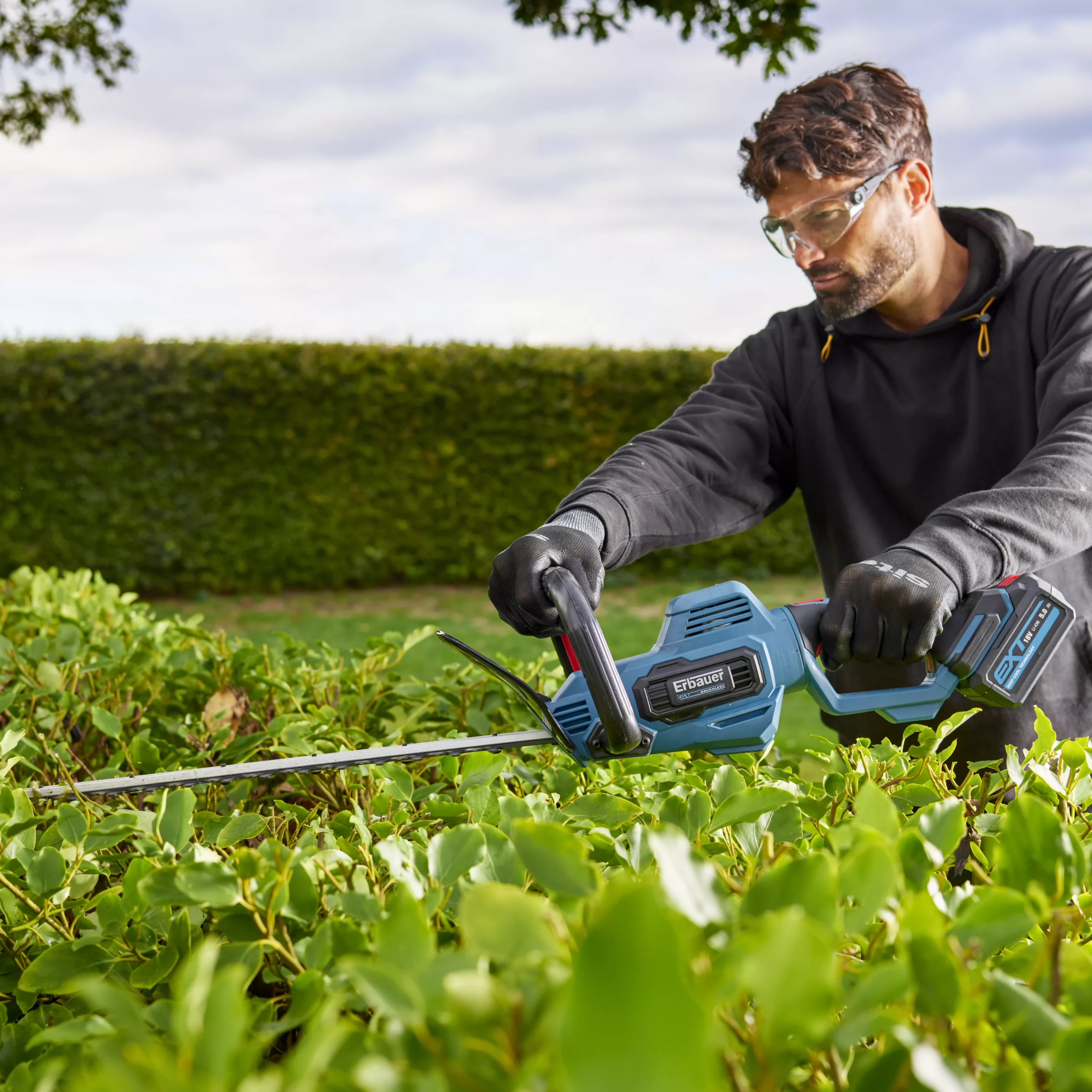 Erbauer 18V 550mm EHT18-Li - KIT Cordless Hedge Trimmer - Image 3