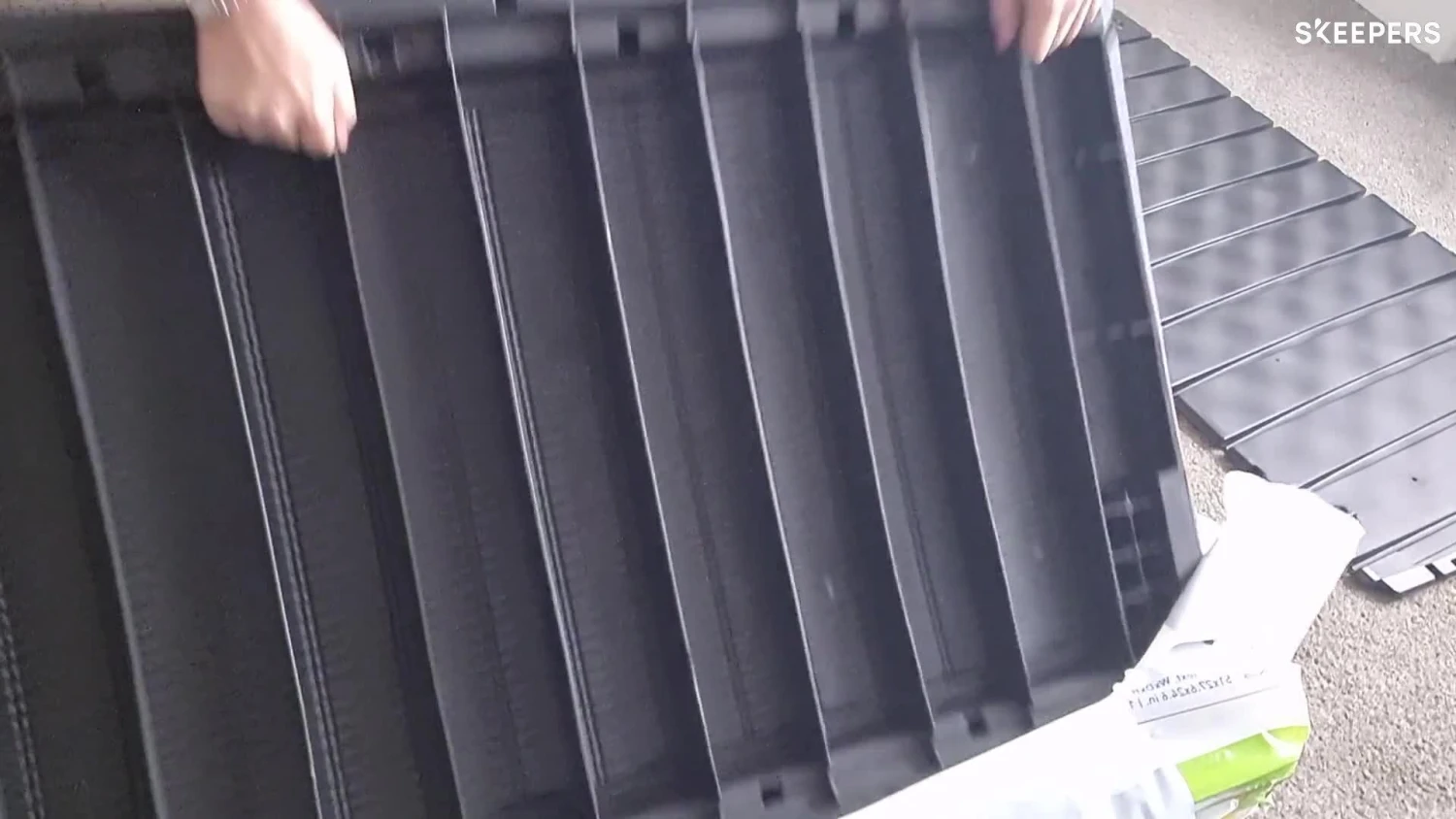 Keter Borneo Rattan Effect Plastic Garden Storage Box - Image 2