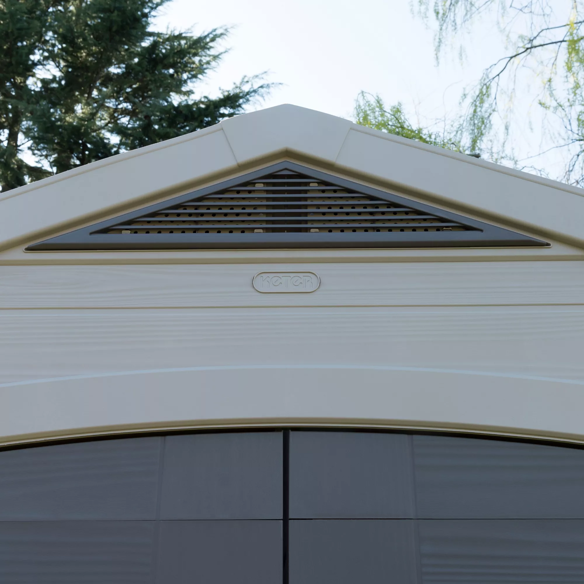 Keter Factor 8x8 Apex Beige Plastic Shed With Floor - Image 5