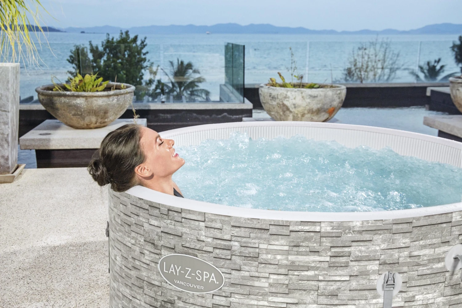 Lay-Z-Spa Vancouver 5 Person Inflatable Hot Tub - Image 10