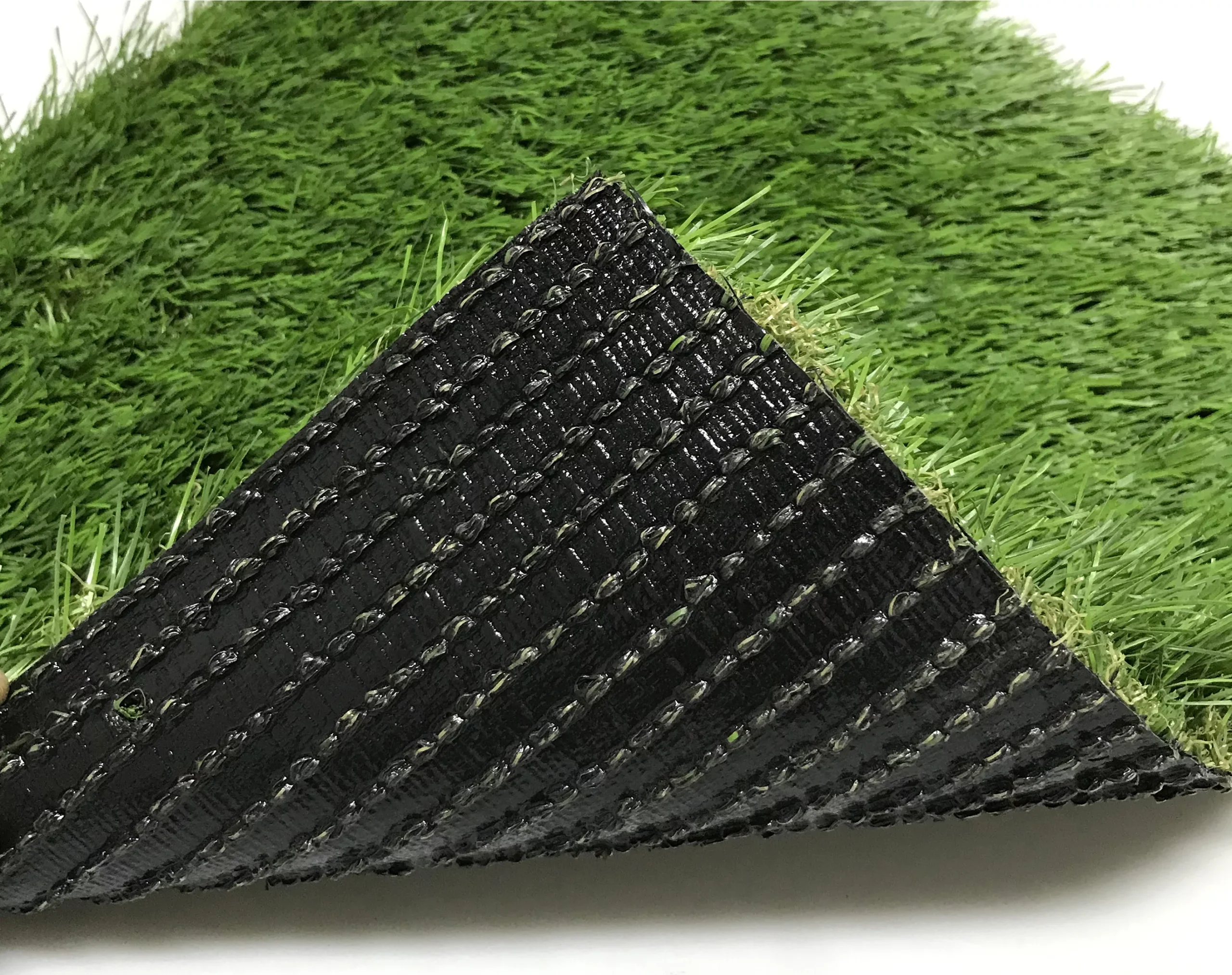 Maple High Density Artificial Grass (L)4m (W)2m (T)39mm - Image 10
