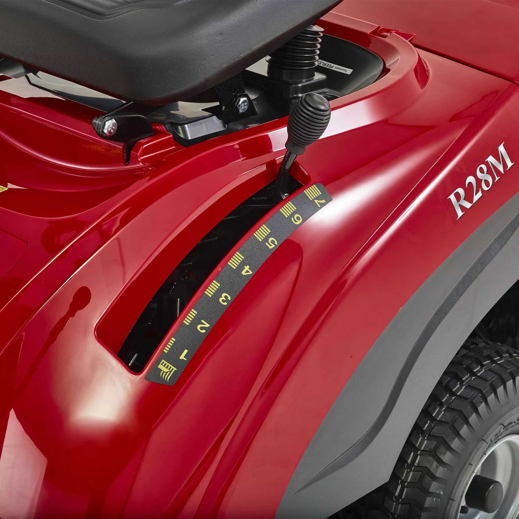 Mountfield 28M Petrol Ride-on Lawnmower 352cc - Image 7