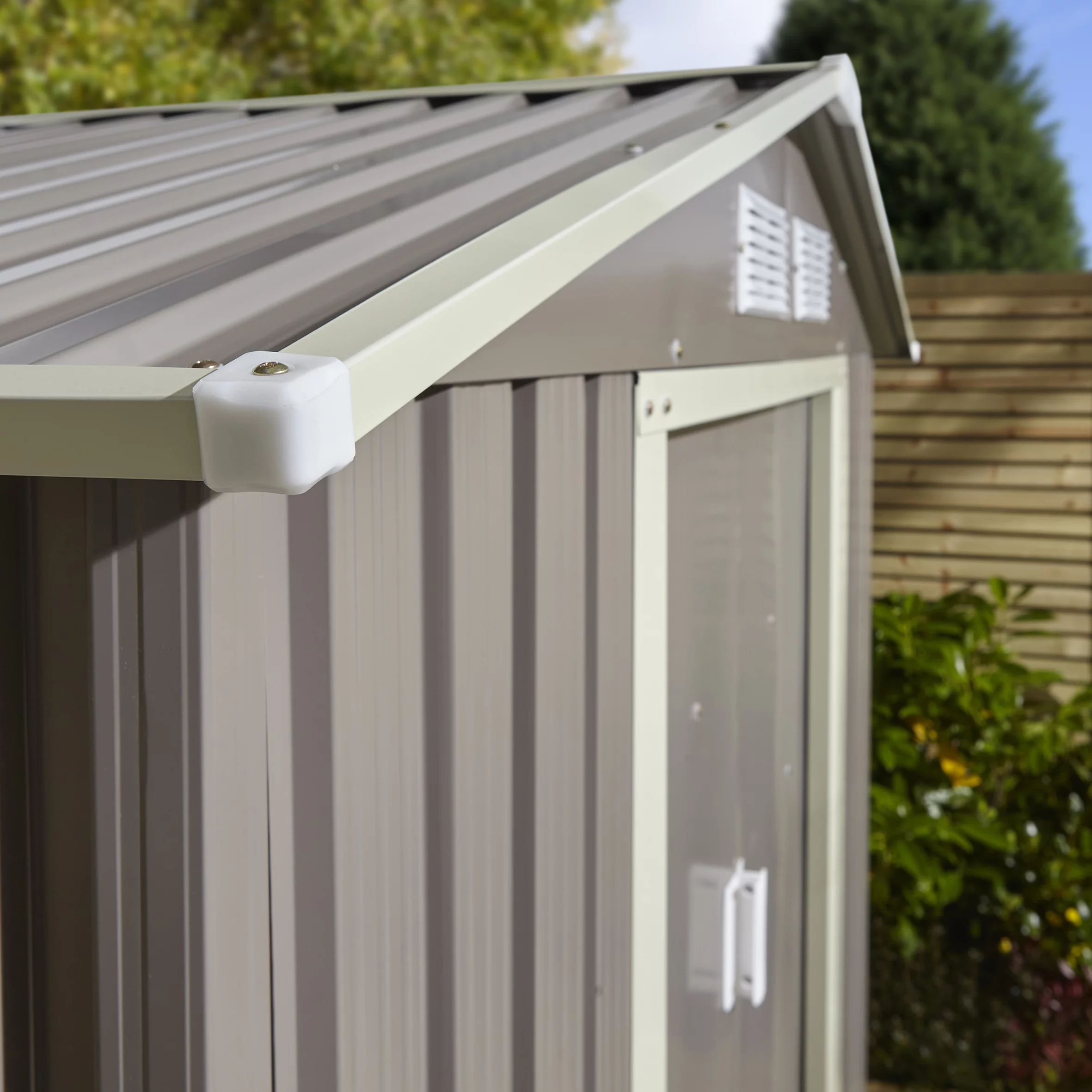 Rowlinson Trentvale 6x4 Pent Light Grey Metal Shed - Image 7