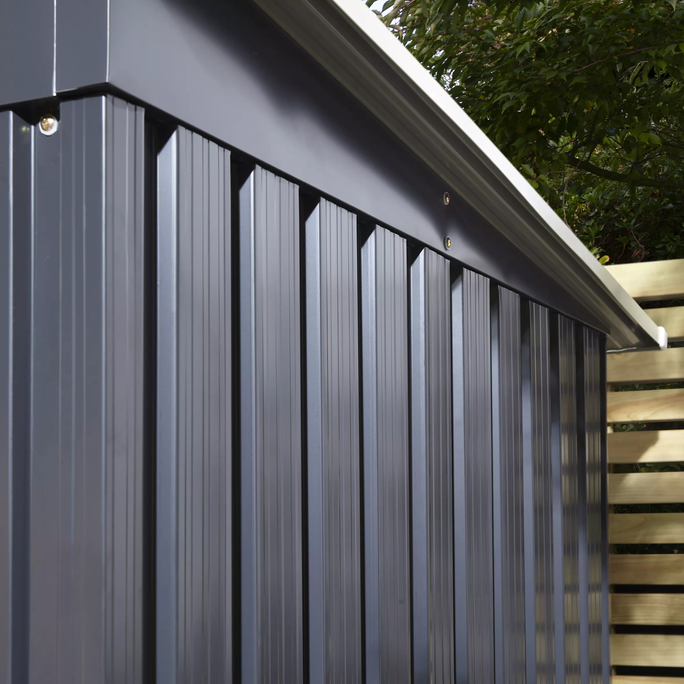 Rowlinson Trentvale 8x4 Pent Dark Grey Metal Shed - Image 7