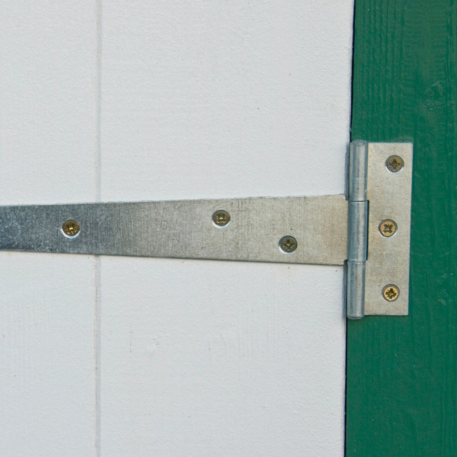 Shire Caldey 8x6 Ft Pent Shiplap Wooden Shed With Floor (Base Included) - Image 3