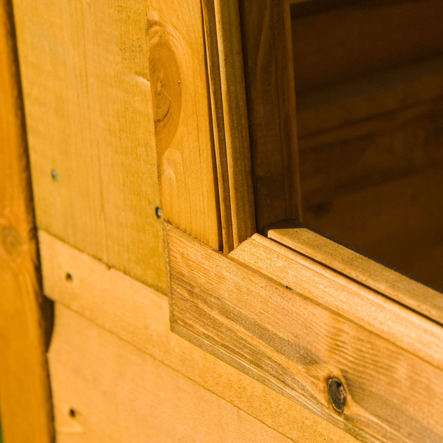 Shire Durham 8x6 Ft Apex Shiplap Wooden Shed With Floor (Base Included) - Image 5