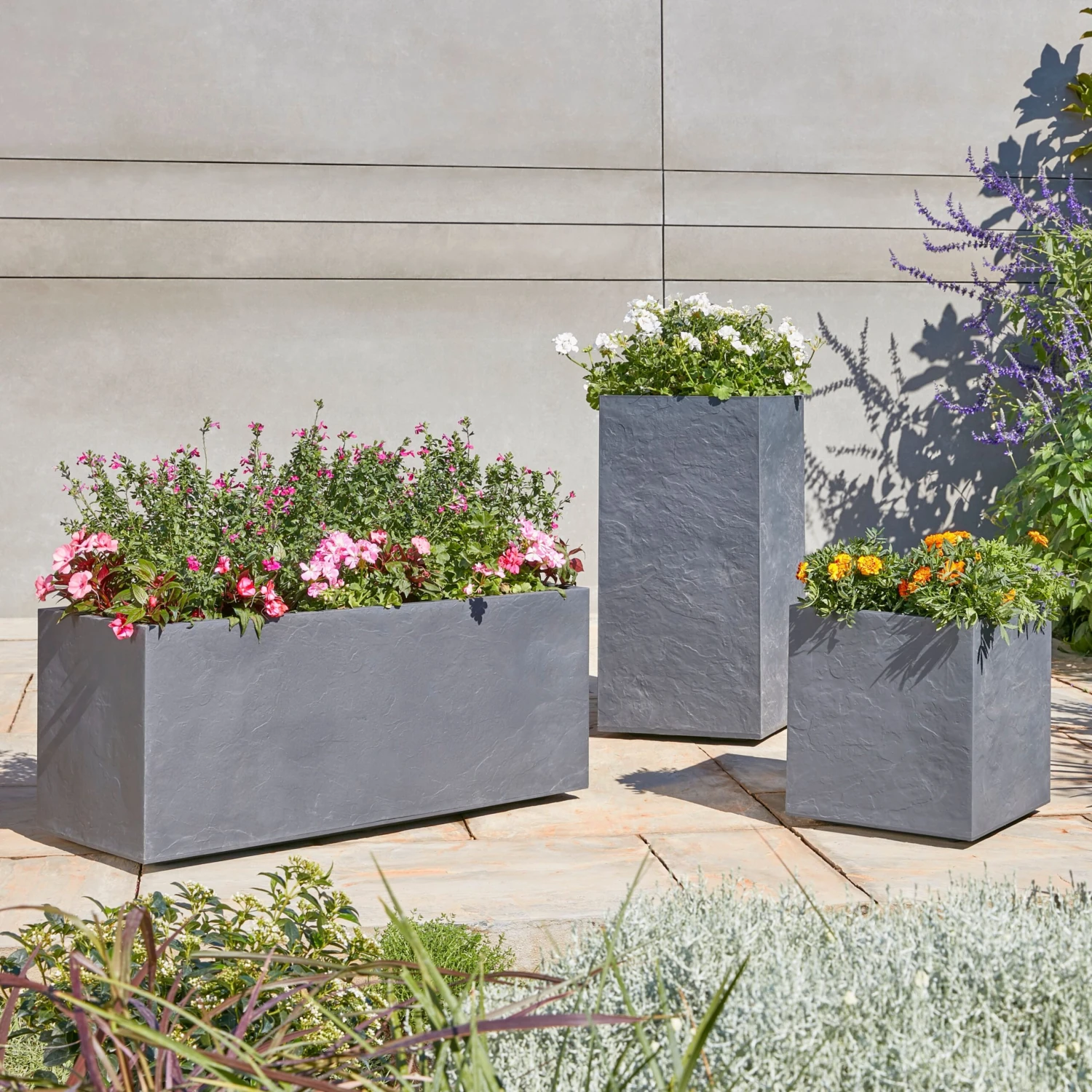 Verve Durdica Dark Grey Slate Effect Plastic Square Plant Pot (Dia)40cm - Image 2